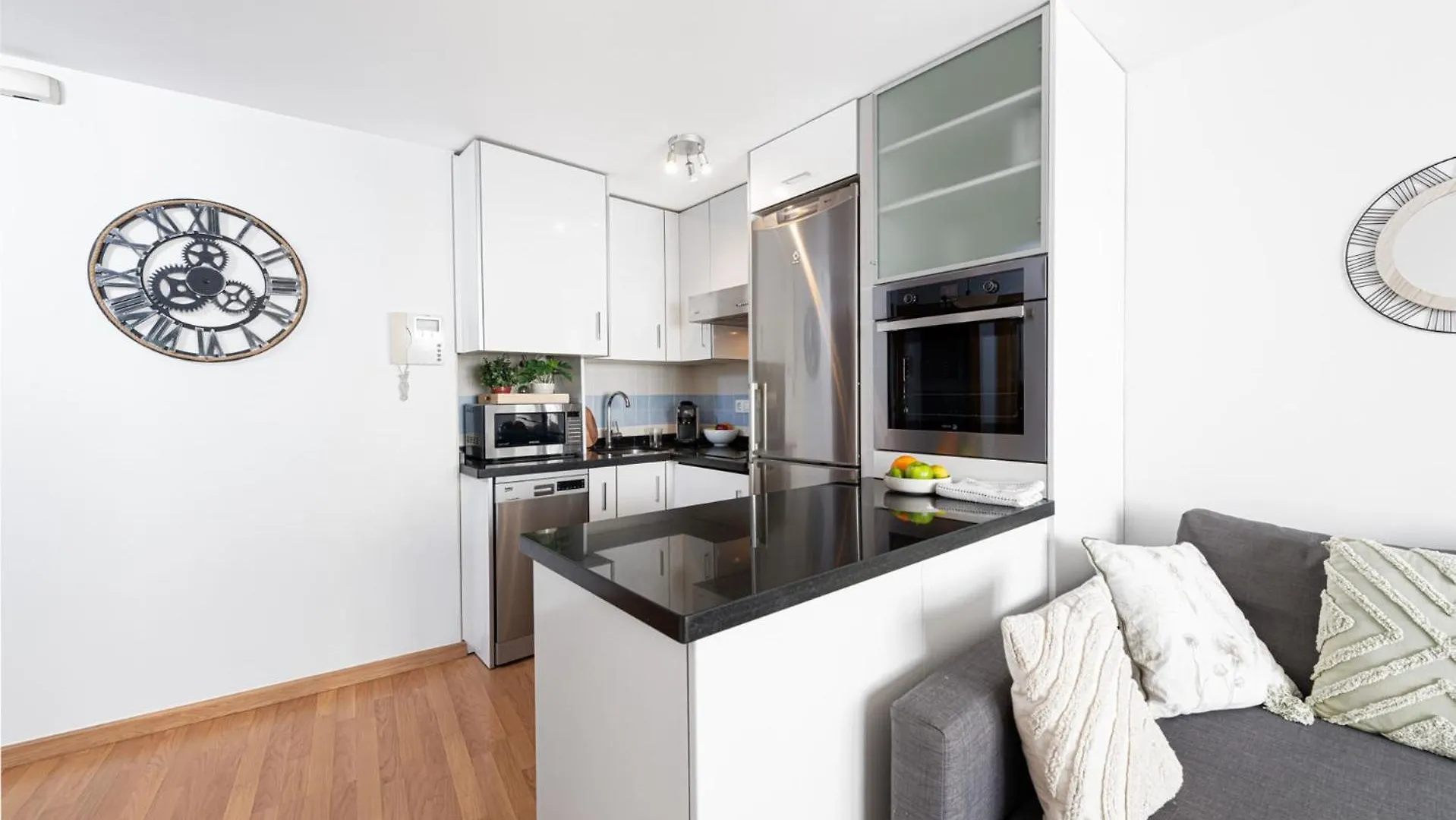 Carreteria Penthouse In Malaga By Solaga Holiday Homes Apartment