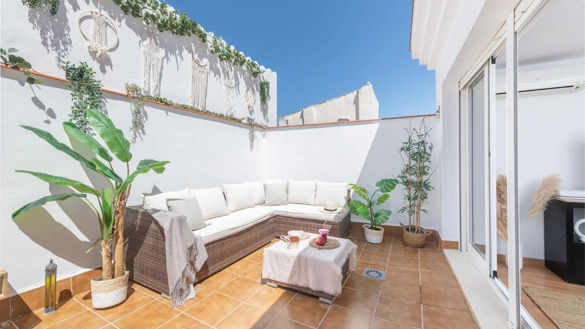 Apartamento Carreteria Penthouse In Malaga By Solaga Holiday Homes Espanha